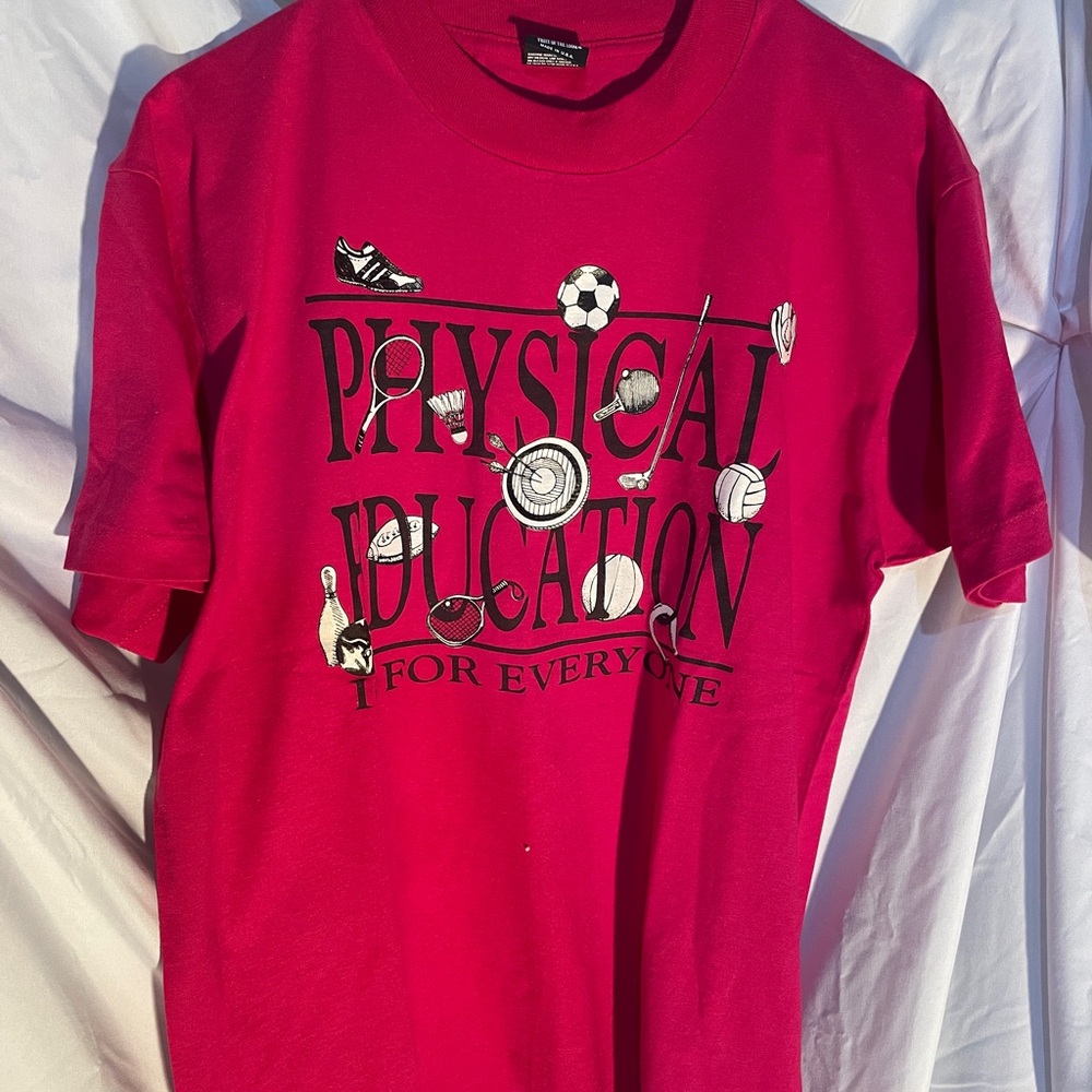 Fruit of the Loom Pink T-Shirt vintage education is for everyone